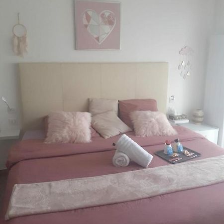 Love Room Seduction Tremblay-en-France Extérieur photo